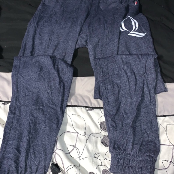 Quinnipiac University Joggers - Picture 2 of 2